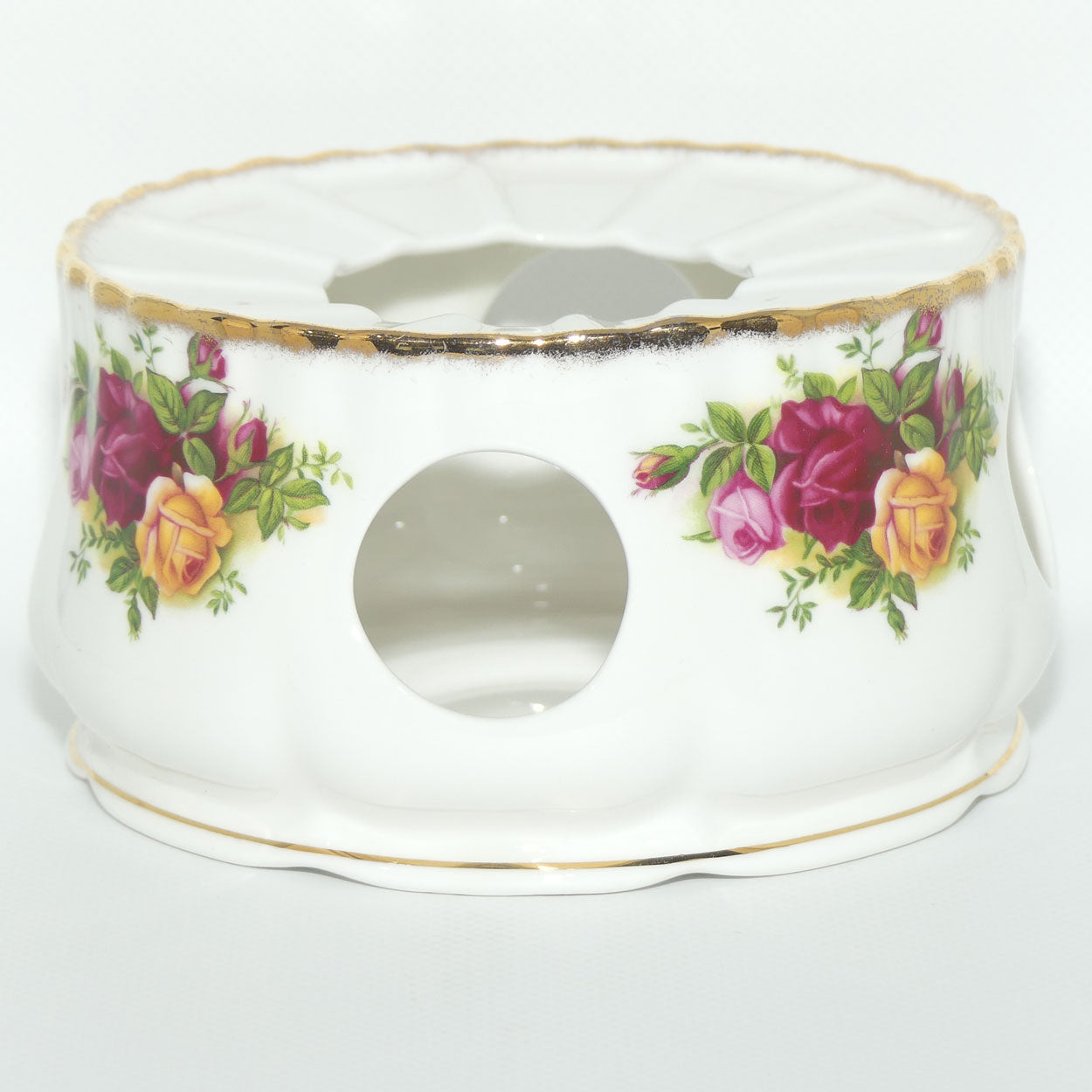 Royal Albert Bone China England Old Country Roses Teapot Warmer | © 1962 Royal Albert Ltd backstamp