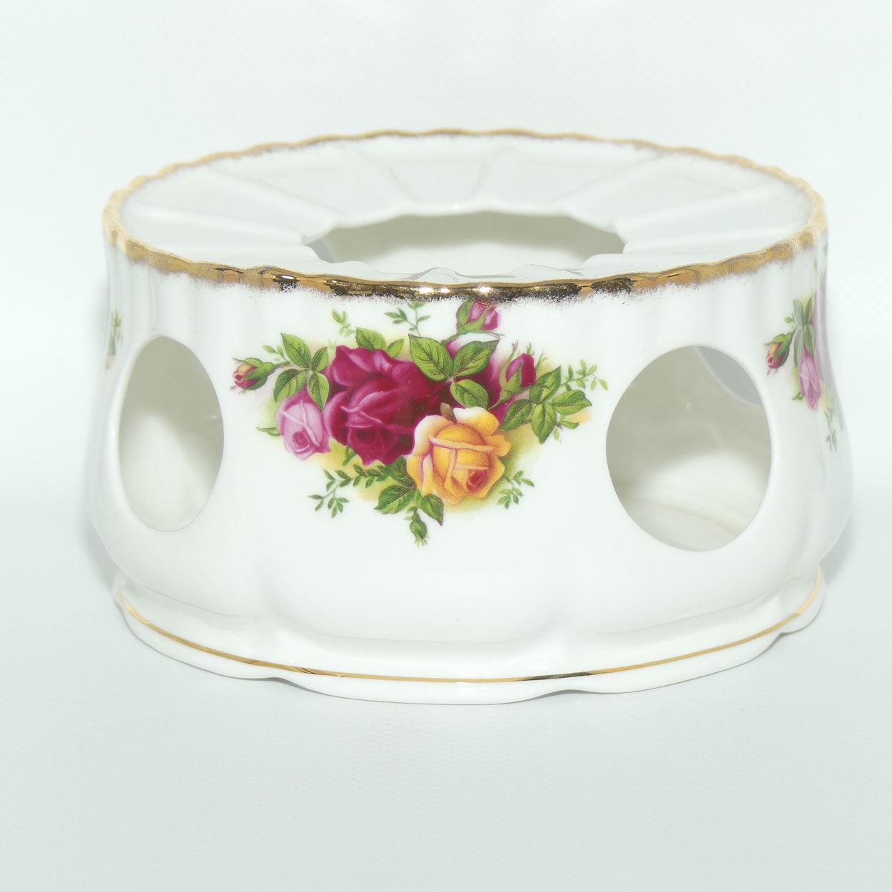 Royal Albert Bone China England Old Country Roses Teapot Warmer | © 1962 Royal Albert Ltd backstamp