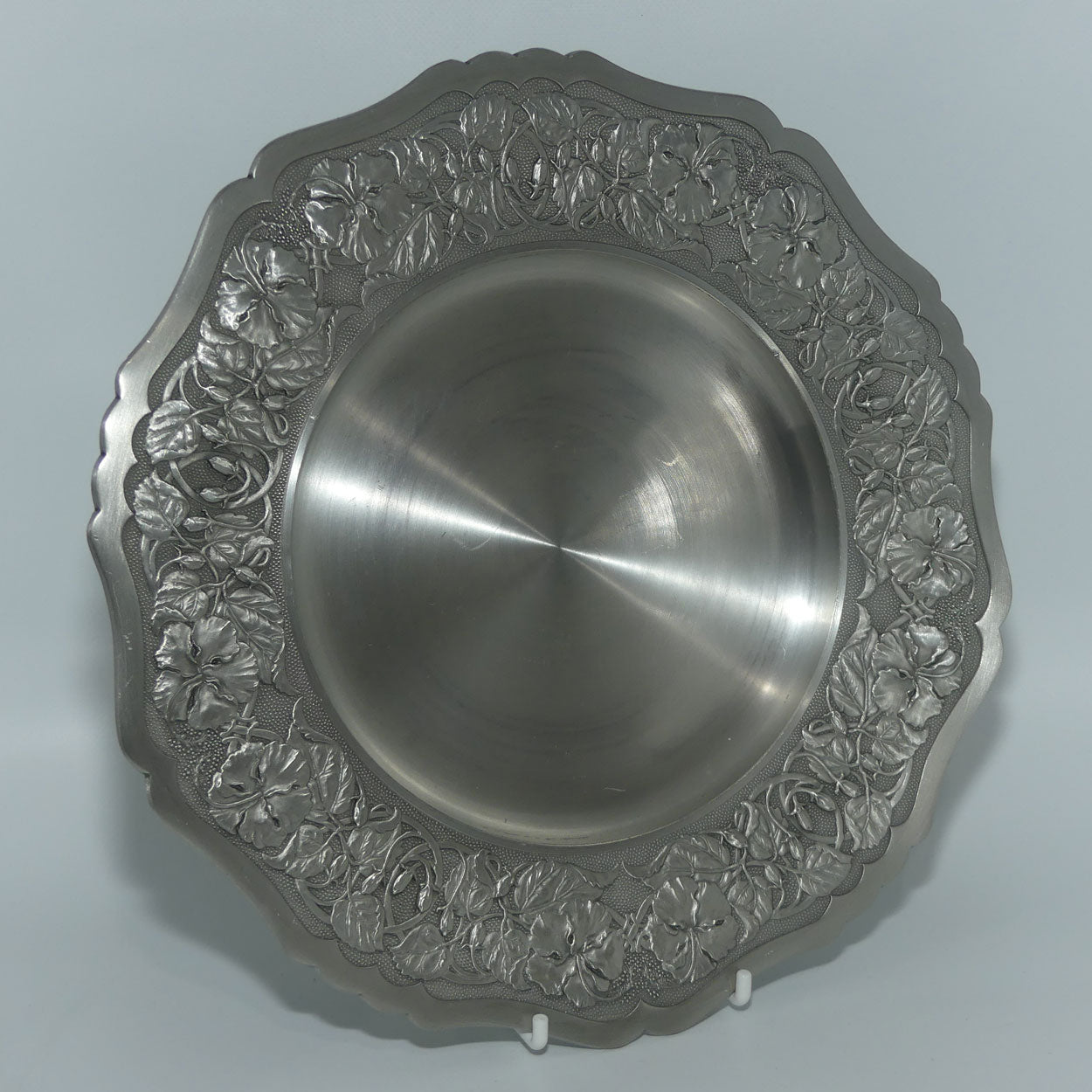 Tumasek Pewter floral decorated display plate