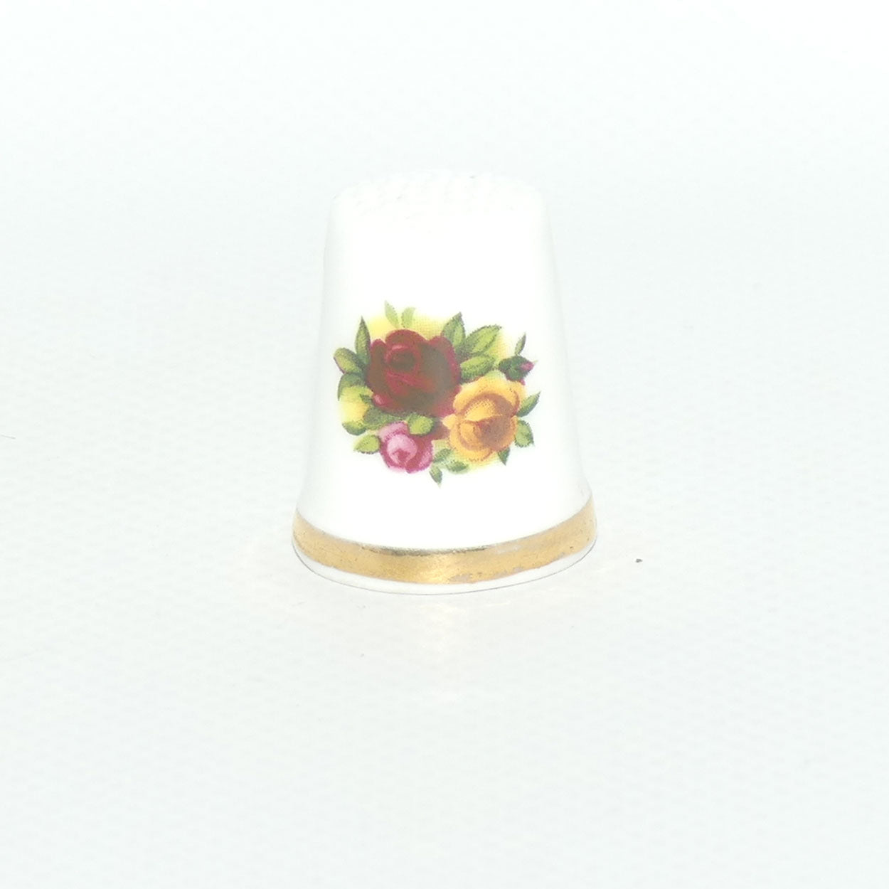 Royal Albert Bone China England Old Country Roses Thimble  | made in far east