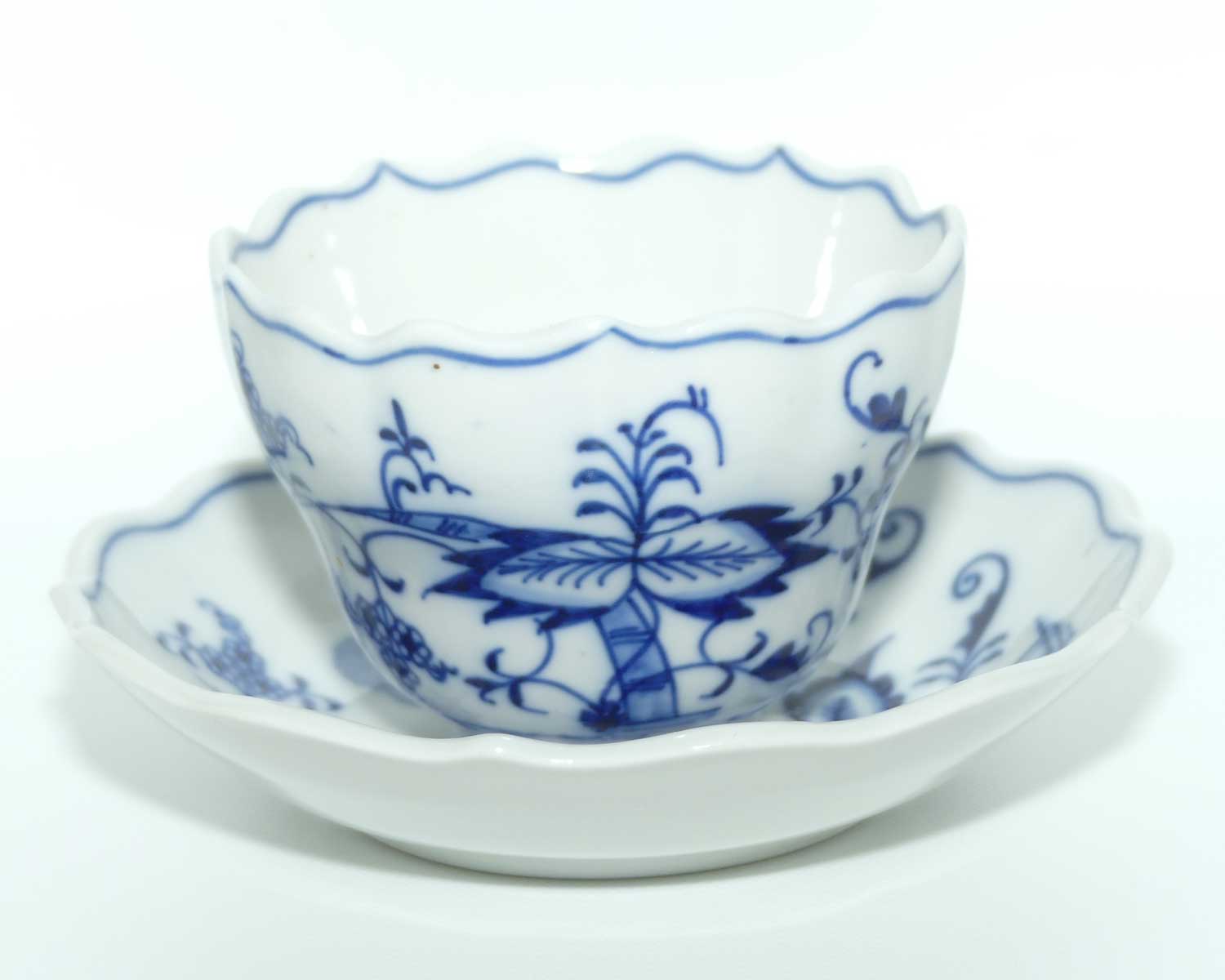 Meissen Blue Onion | Zwiebelmuster tea duo | mixed backstamps