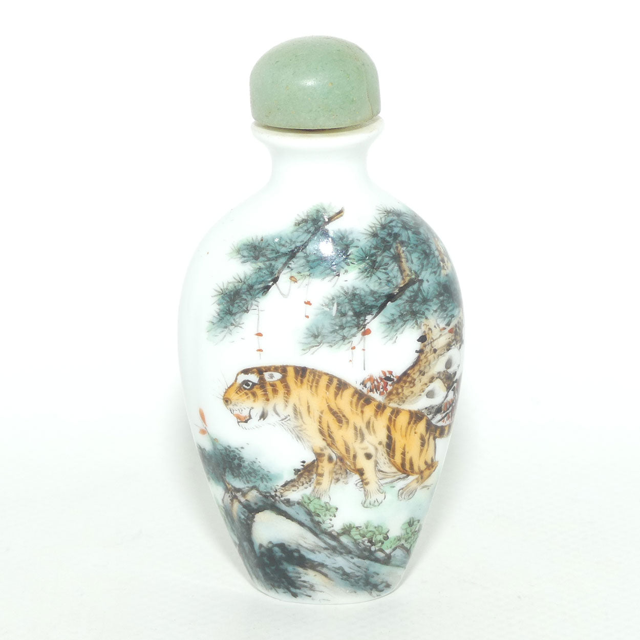 Chinese Snuff bottle | Oval | Tiger on Cliff | Green stopper