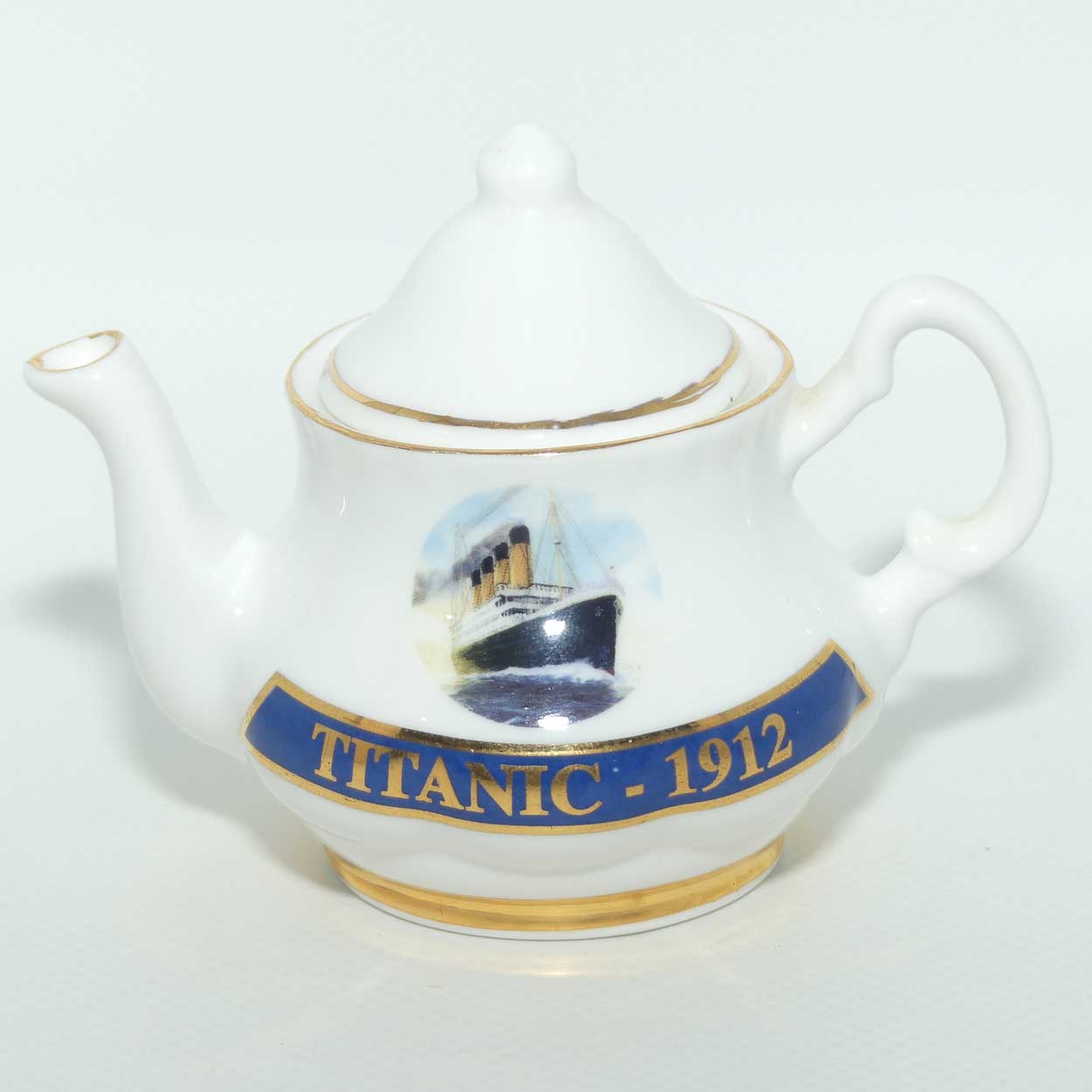 Titanic Commemorative miniature tea pot | Titanic 1912