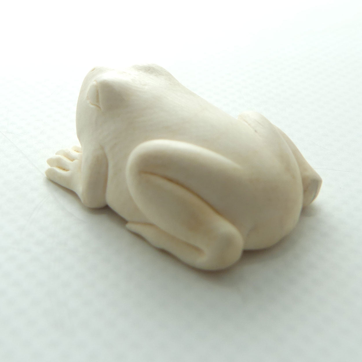 Japanese Carved Ivory miniature Okimono | Crouching Frog