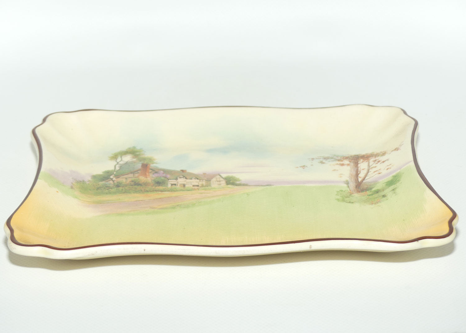 Royal Doulton English Cottages A tray | Shape 7979 | D4987