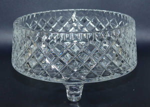 Nice quality tri footed Diamond Cut Crystal bowl | flat side