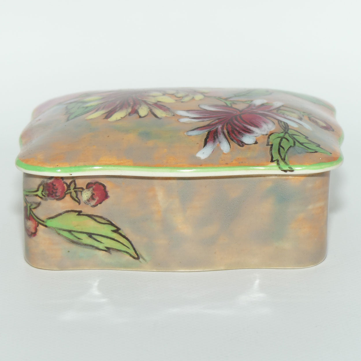 Royal Doulton Chrysanthemum rectangular trinket box D6299