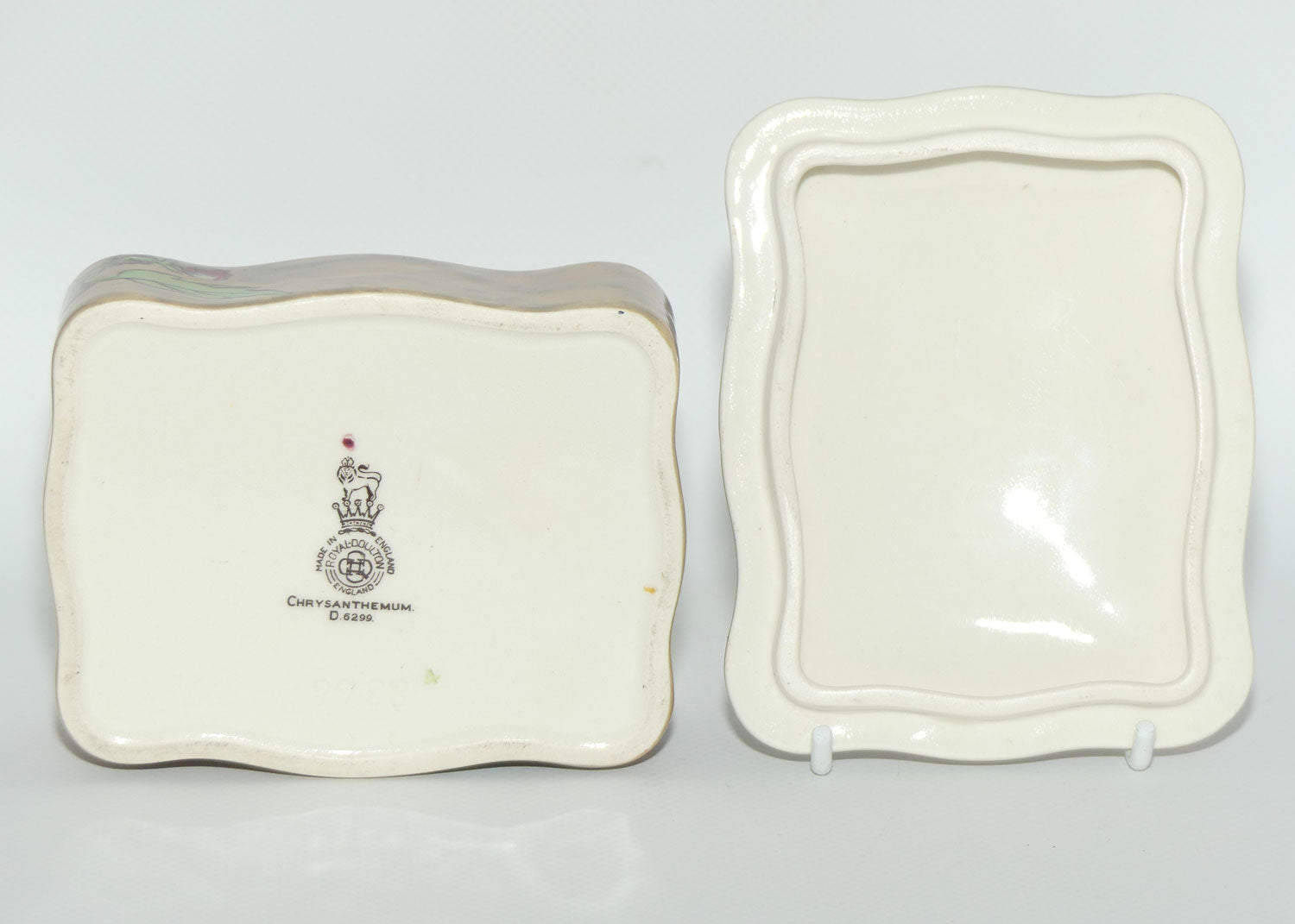 Royal Doulton Chrysanthemum rectangular trinket box D6299