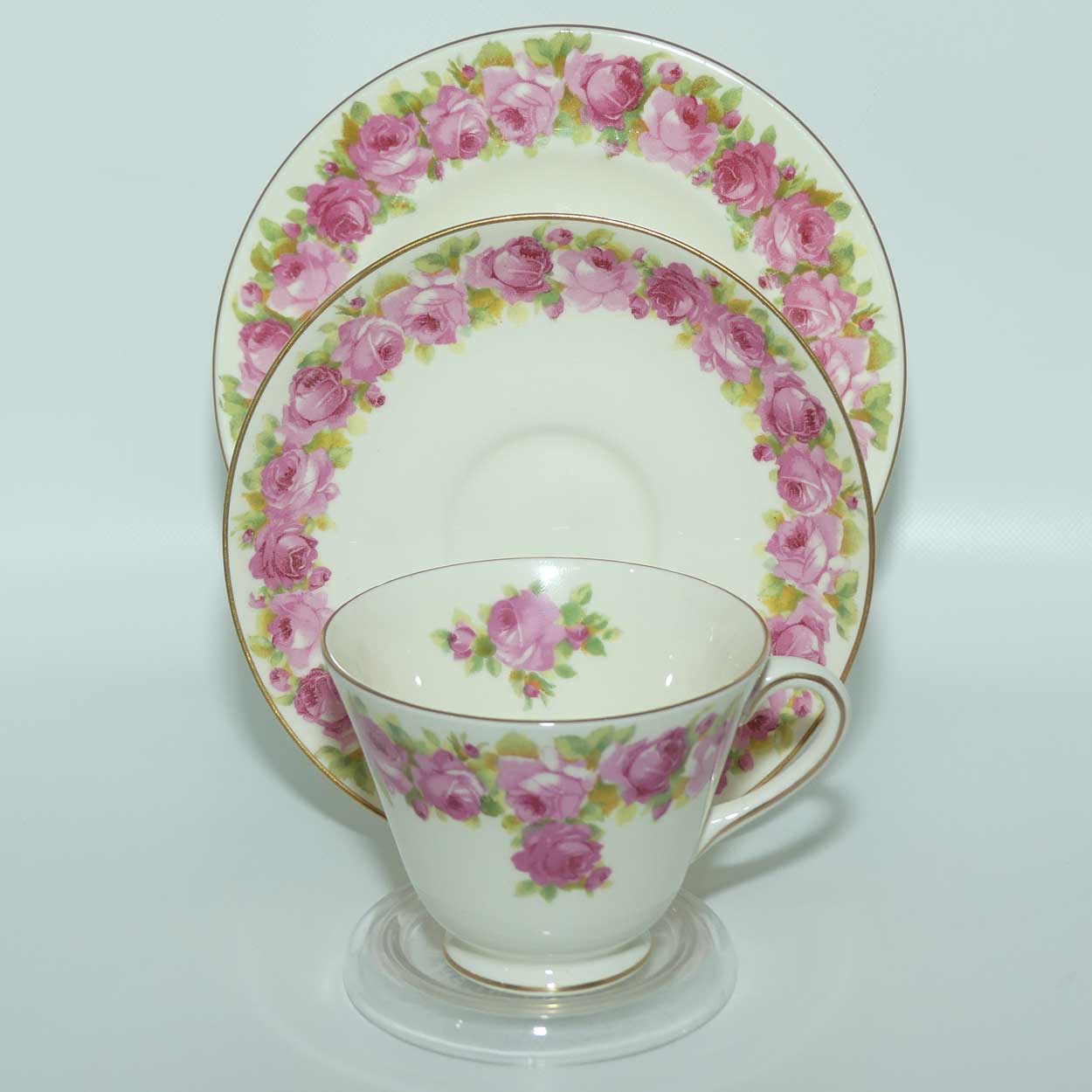 Royal Doulton Raby Rose pattern trio | V2339