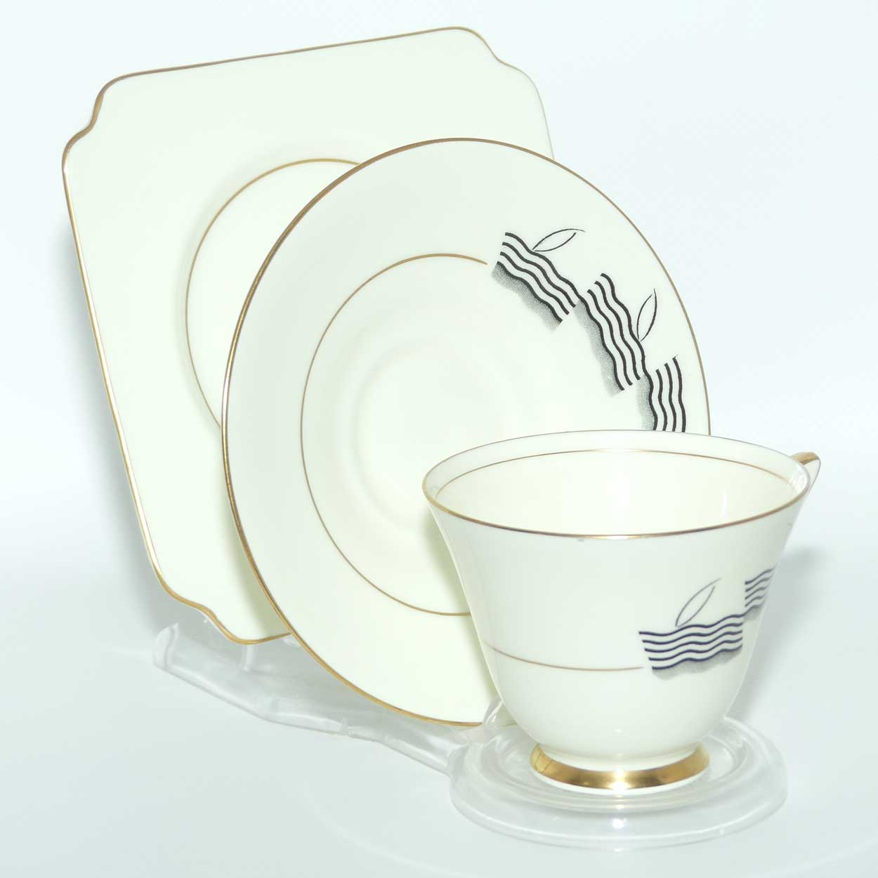 Royal Doulton Lido tea trio V1694 | Pure Art Deco design