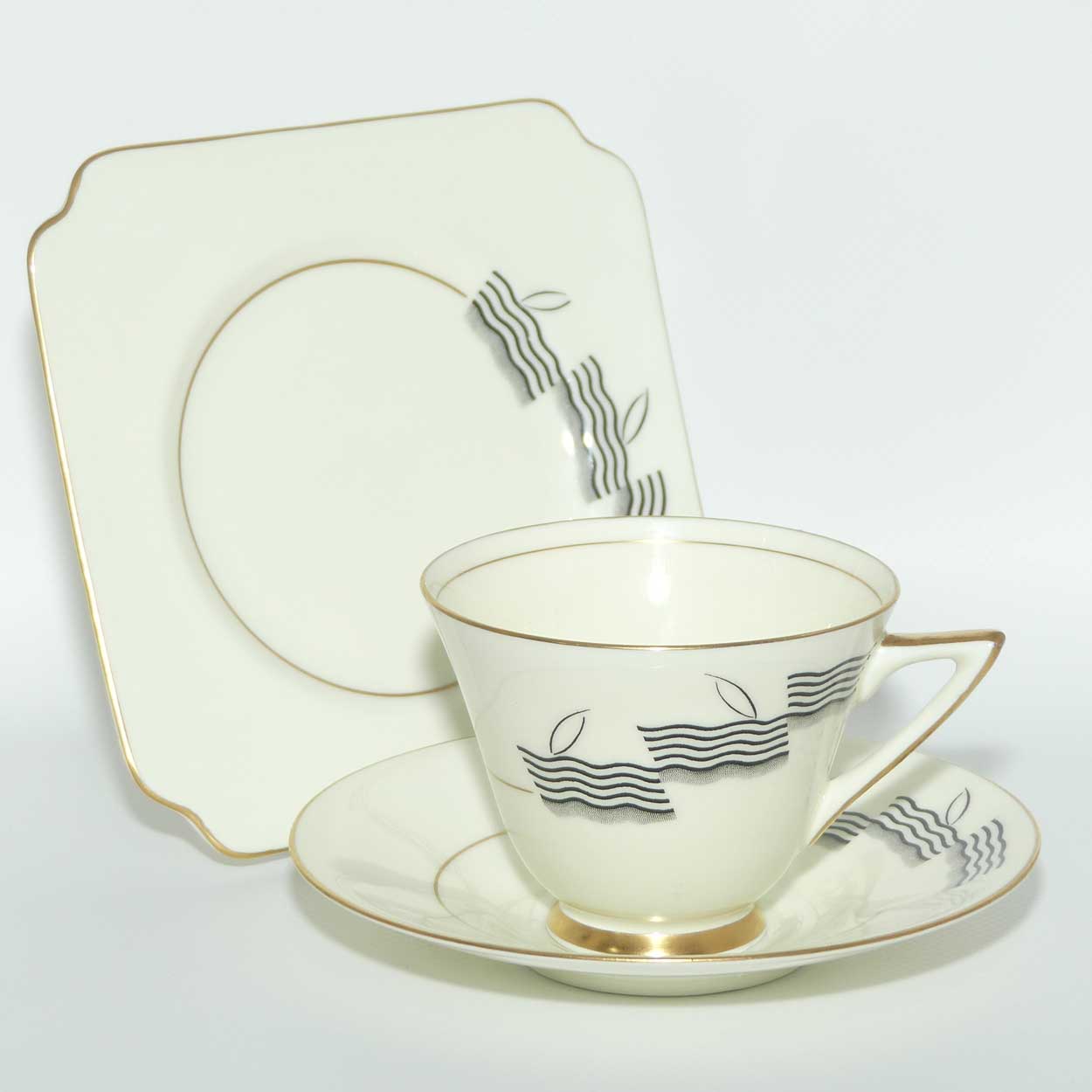 Royal Doulton Lido tea trio V1694 | Pure Art Deco design