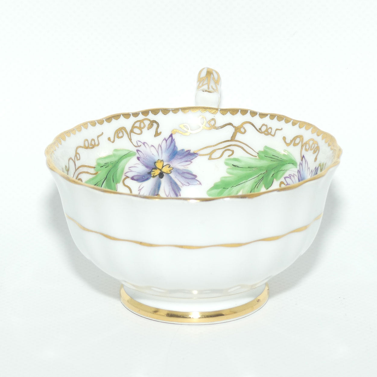 New Chelsea Staffs Floral trio | Elaborate shape