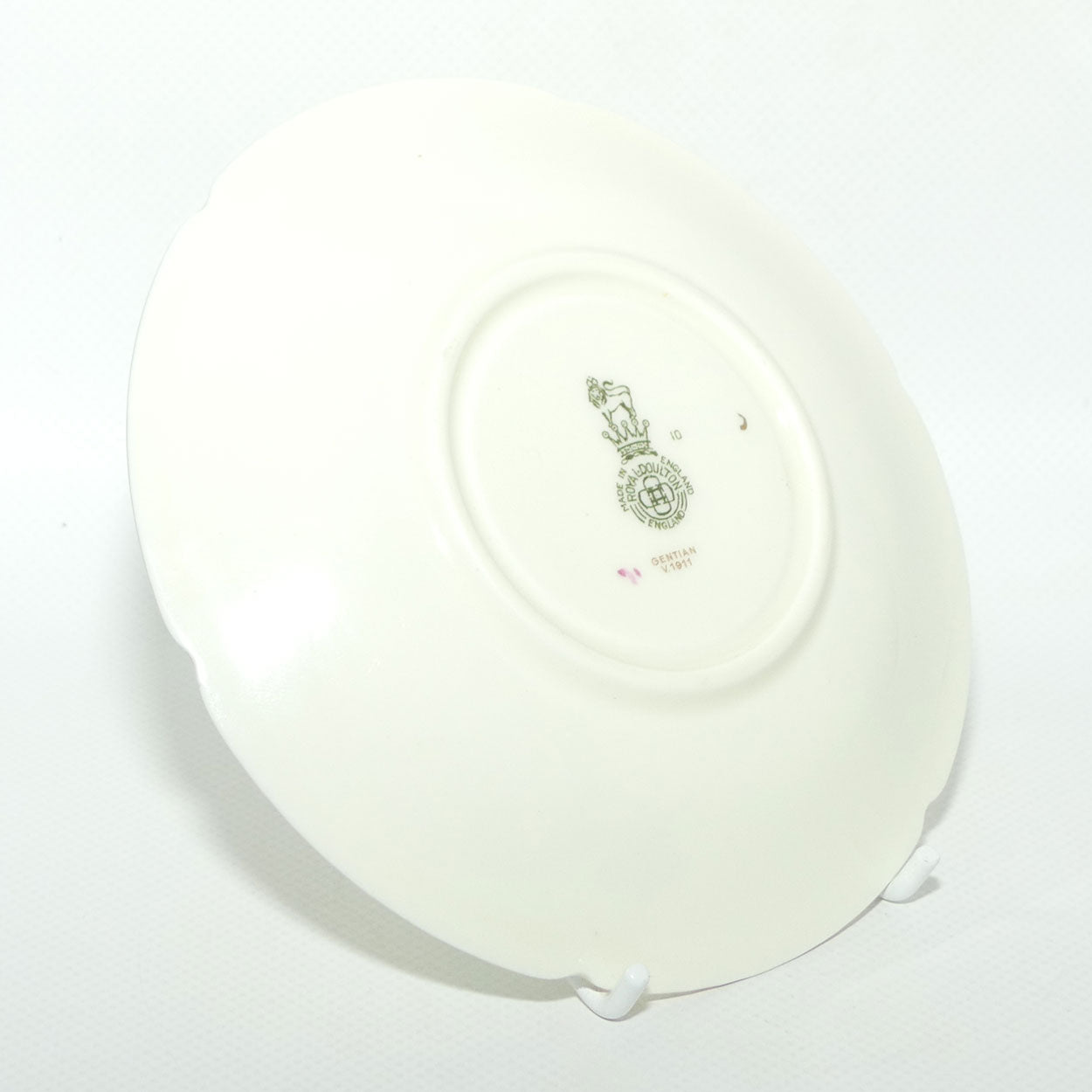 Royal Doulton Gentian pattern V1911 | tea trio