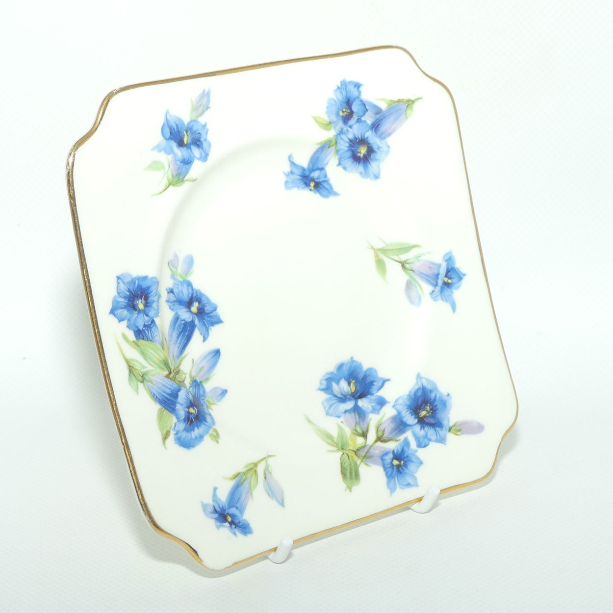 Royal Doulton Gentian pattern V1911 | tea trio