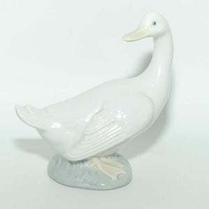 Nao by Lladro figure Turned Back Duck #243 (boxed)