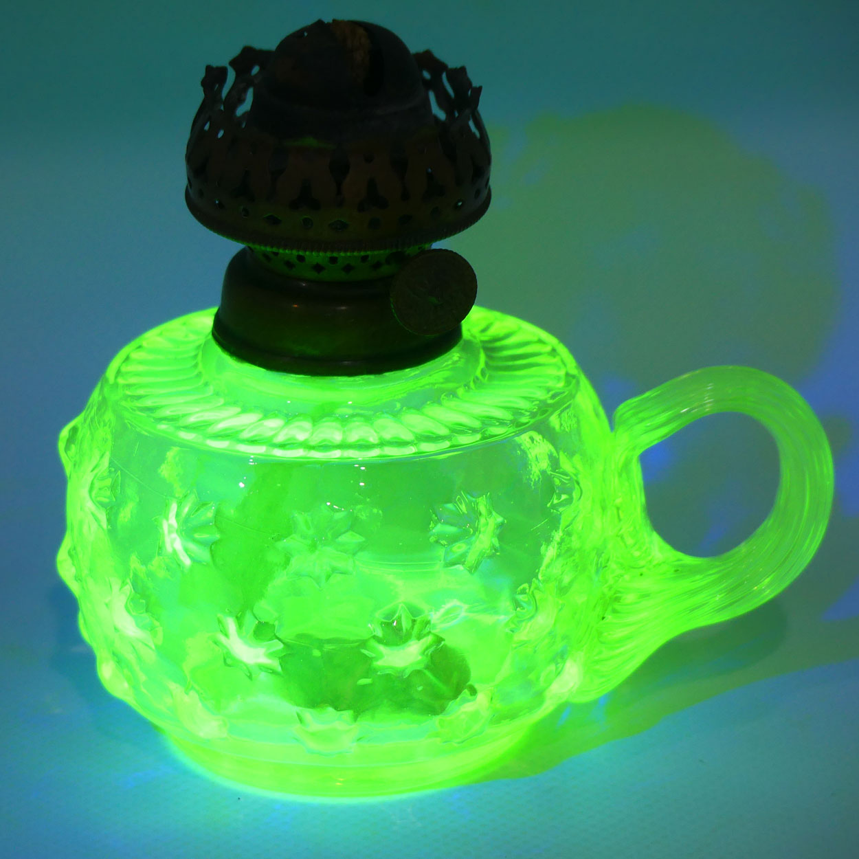 Uranium glass finger lamp with applied Star pattern | No Chimney