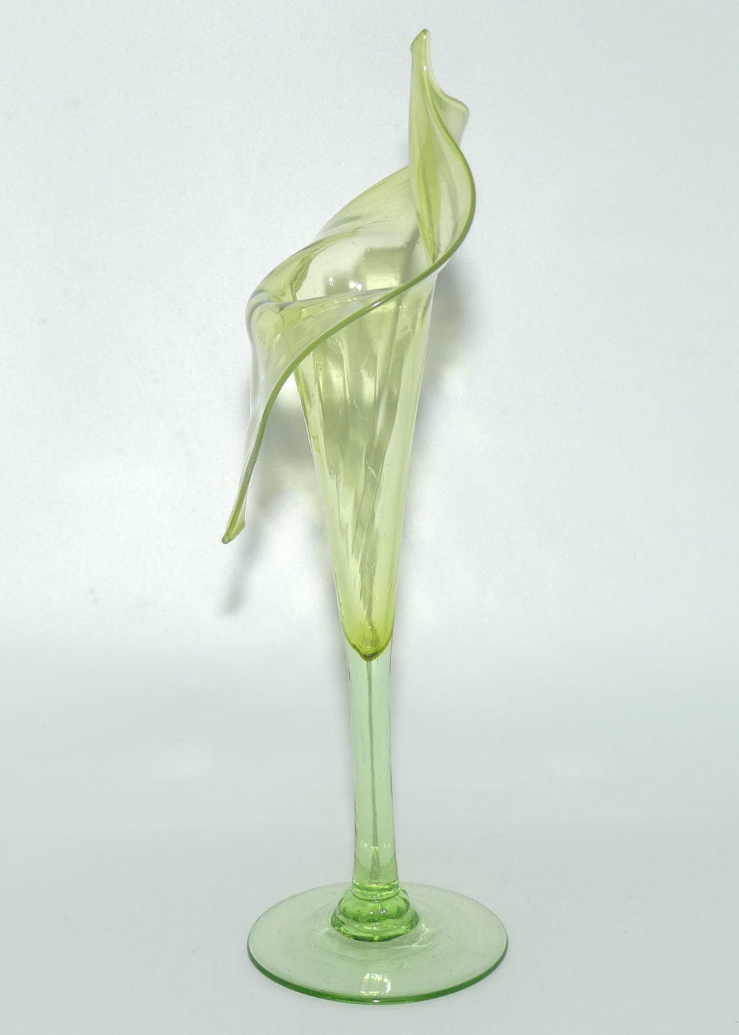 Victorian era Citrine Uranium Glass Jack in the Pulpit vase
