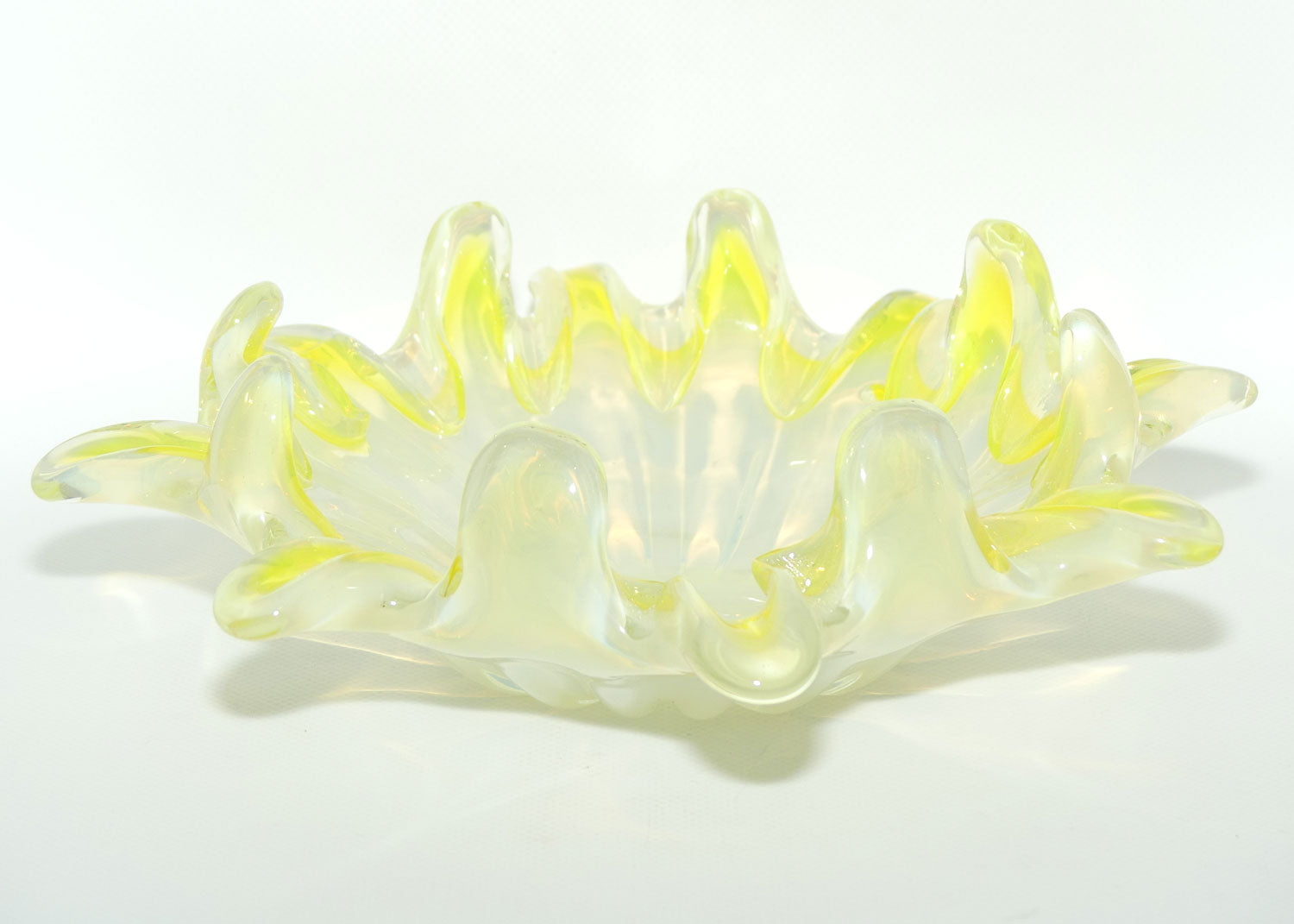 Citrine and Opalescent Murano Art Glass bowl