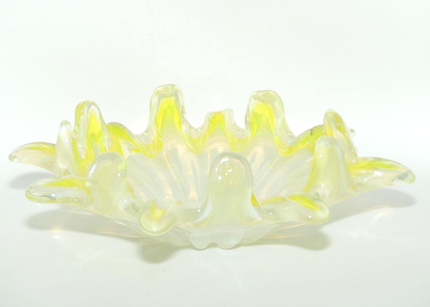 Citrine and Opalescent Murano Art Glass bowl