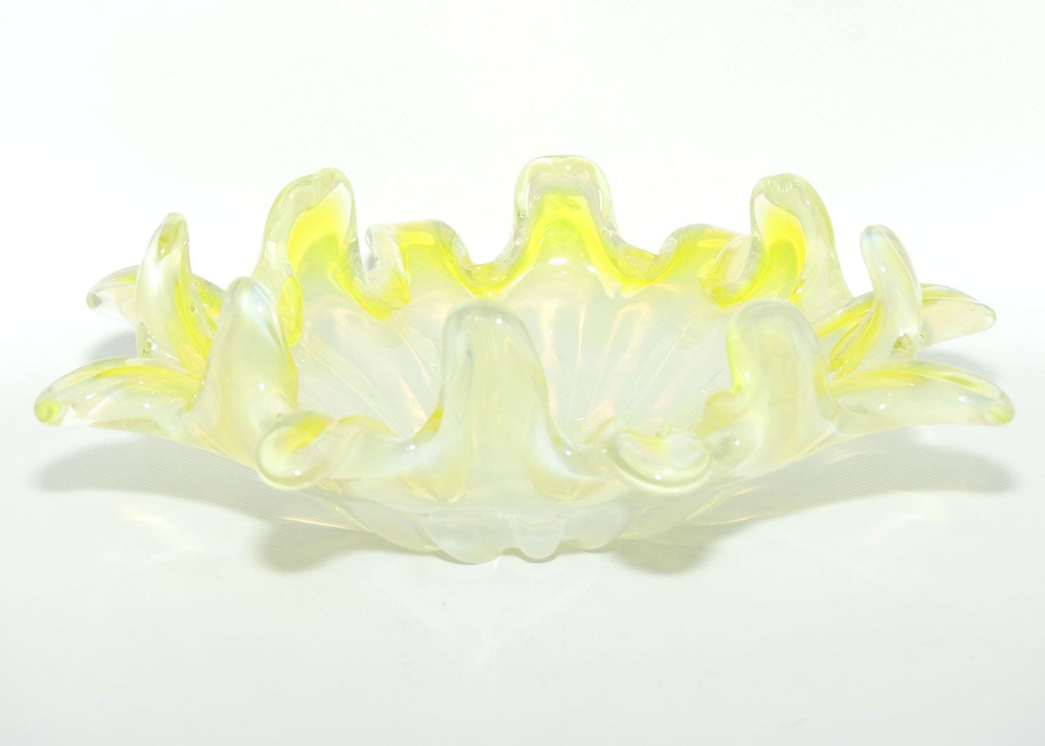 Citrine and Opalescent Murano Art Glass bowl