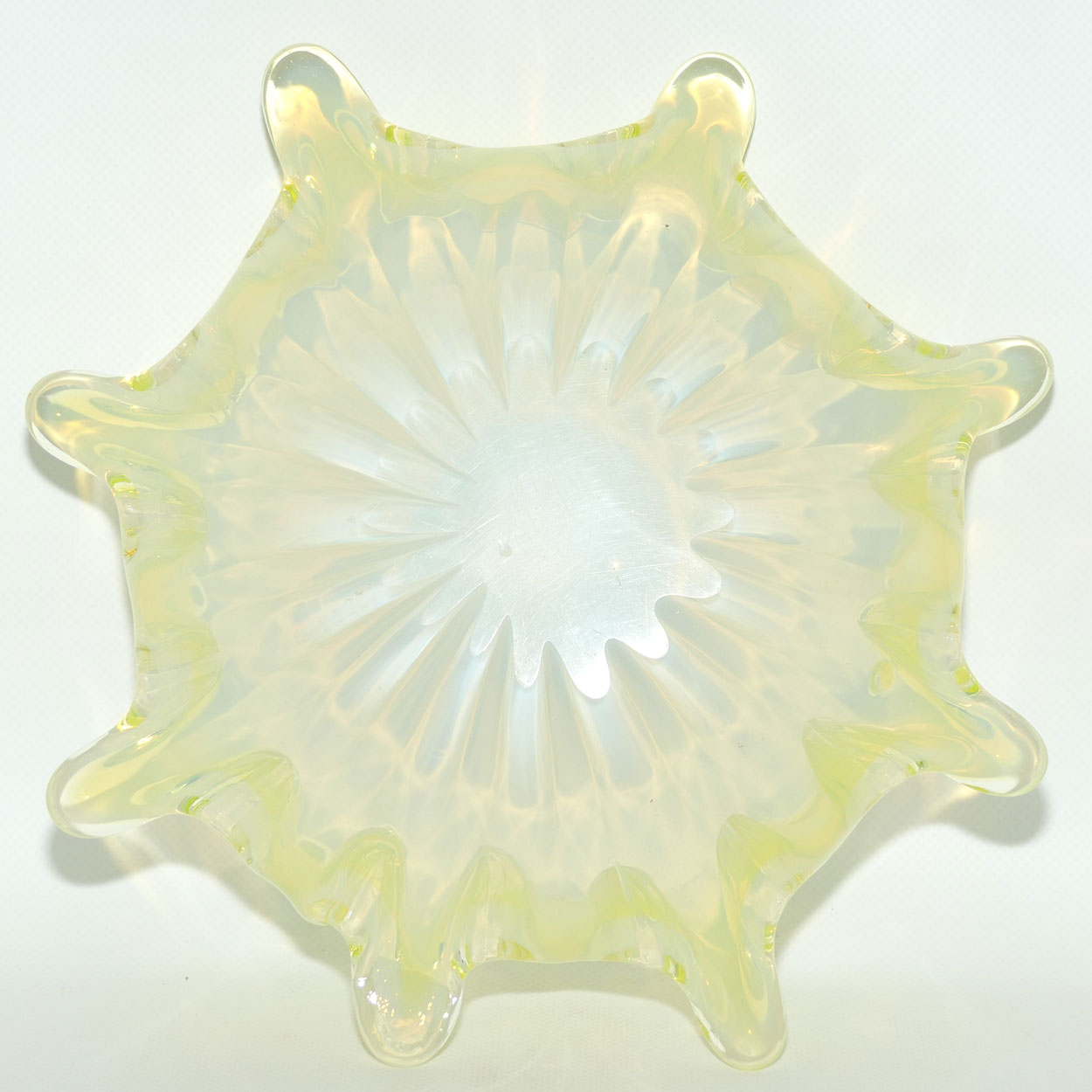 Citrine and Opalescent Murano Art Glass bowl