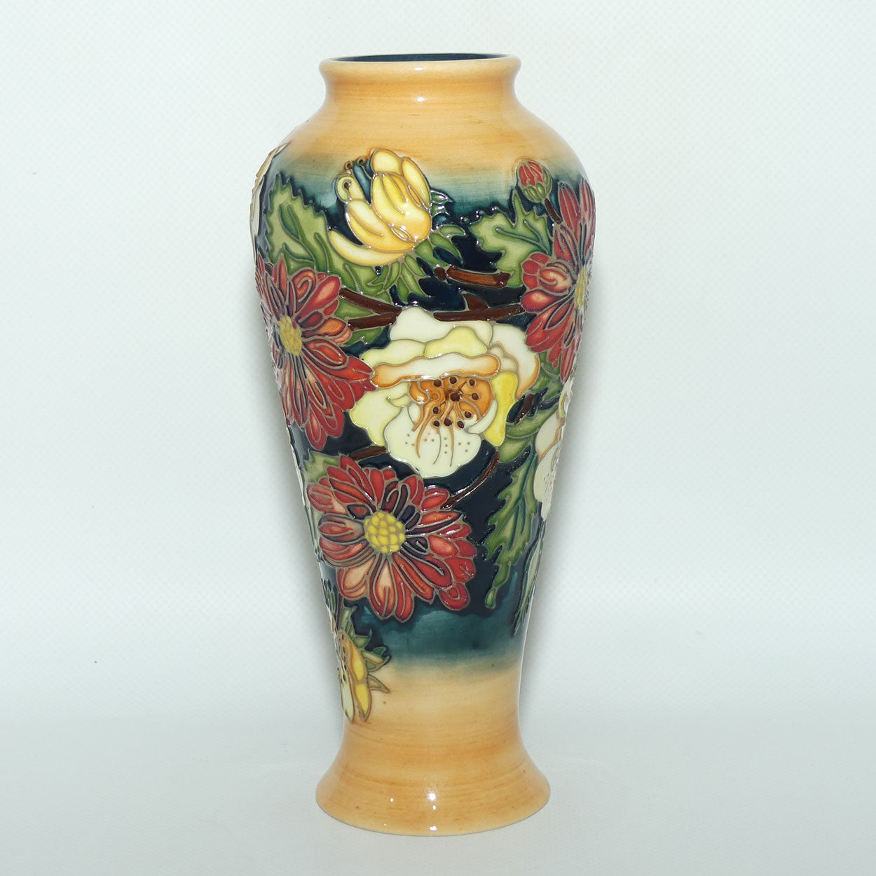 Moorcroft Victoriana vase | Shape 122/8 | MCC | Emma Bossons