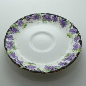 Royal Doulton Violets pattern trio | H3747 | Violets with Black Border