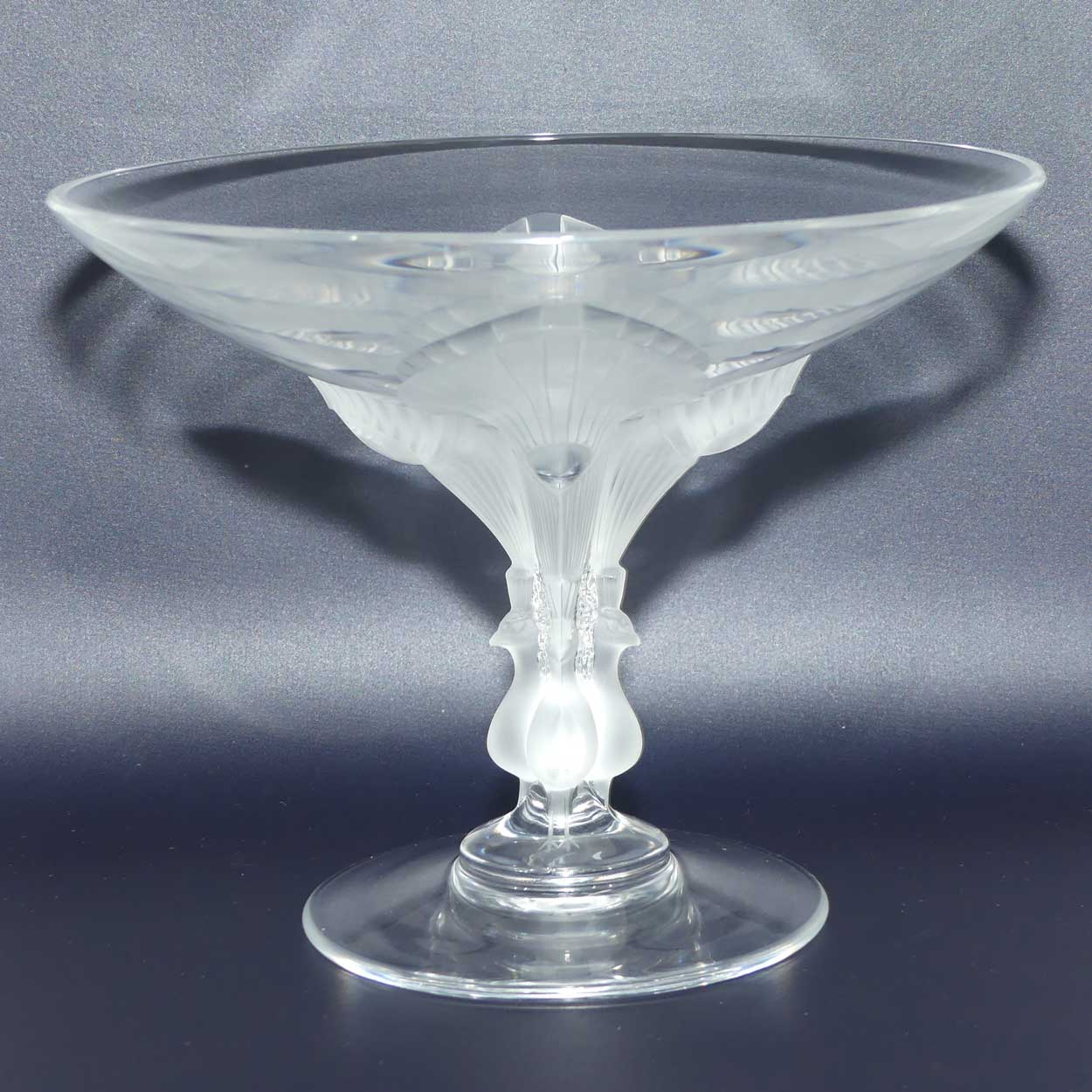 Lalique France Virginia comport | Peacocks