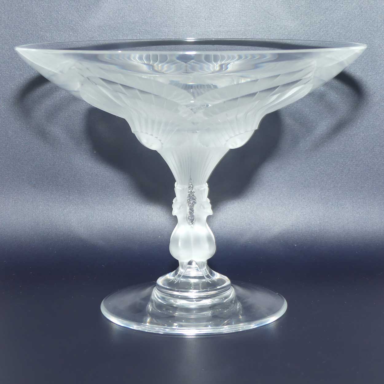 Lalique France Virginia comport | Peacocks