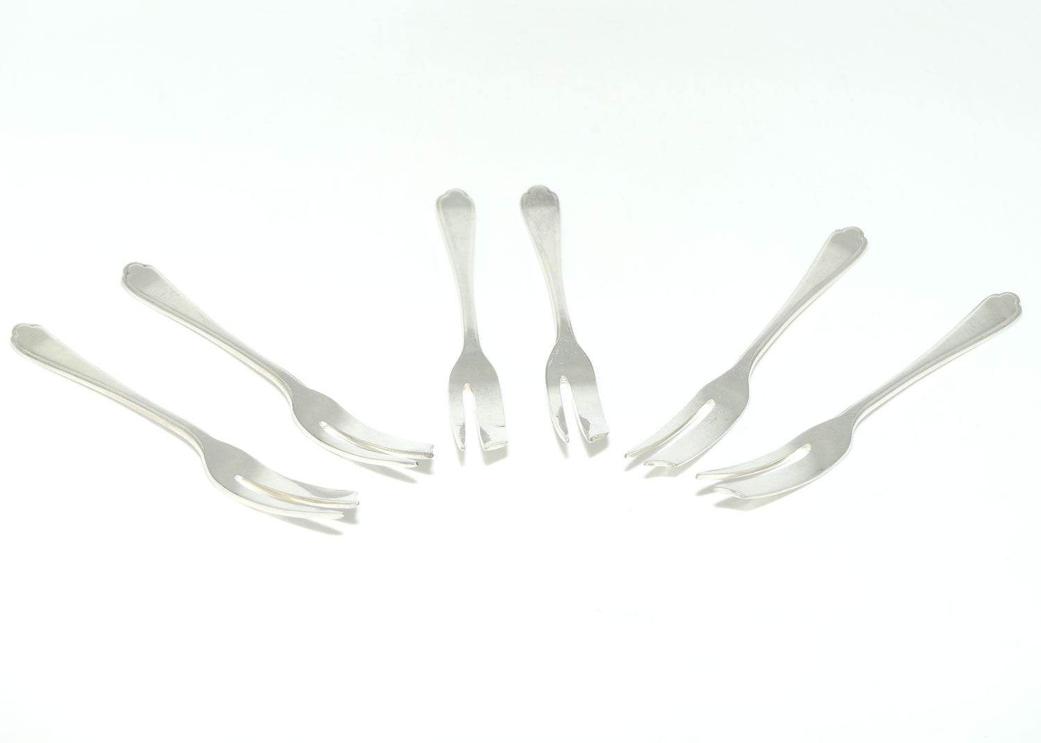 Set of 6 Walker and Hall | Silver Plated cake forks | Thread design | 12.3cm
