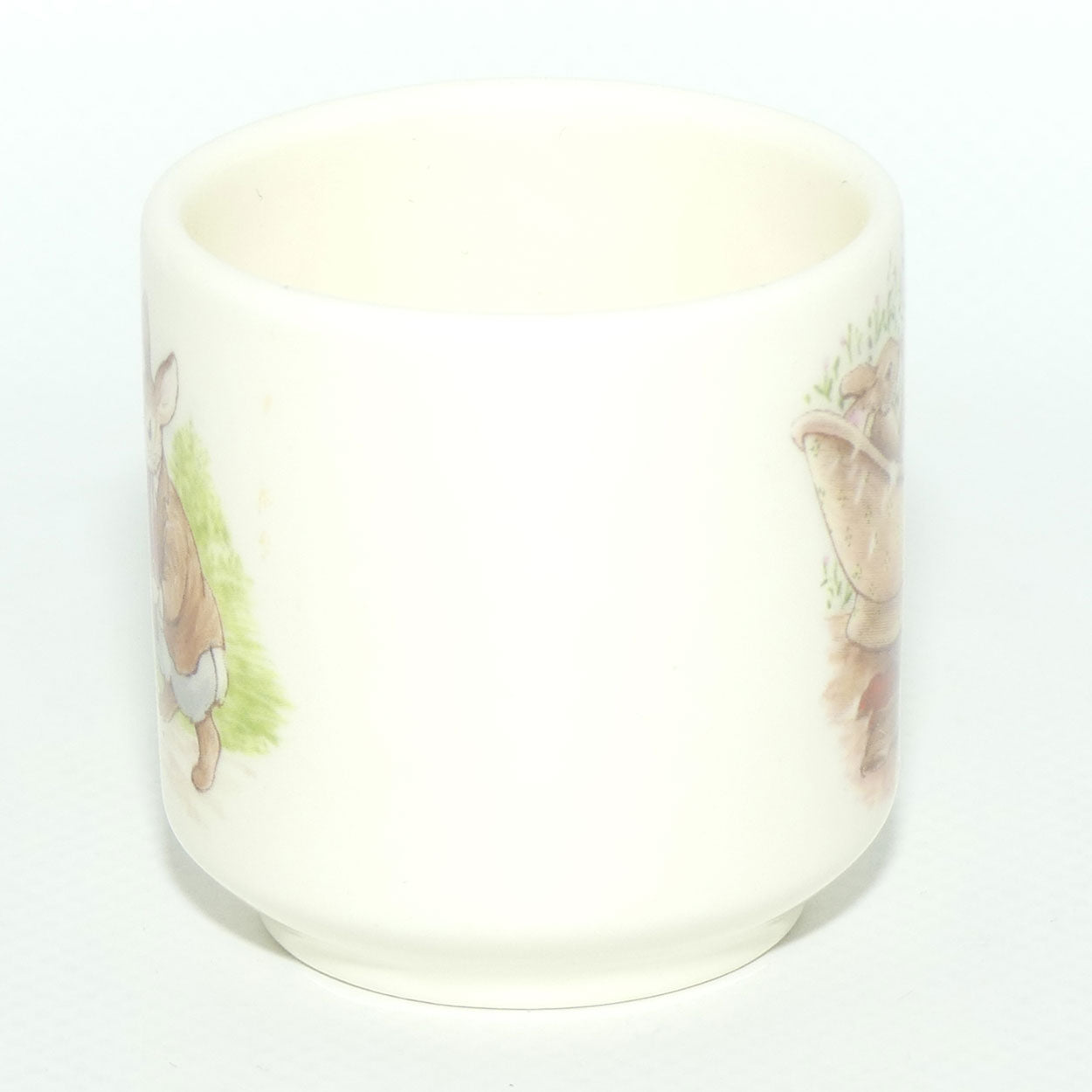 Royal Doulton Bunnykins egg cup | boxed | Pushing the Wheelbarrow | Bunnies in the Bath