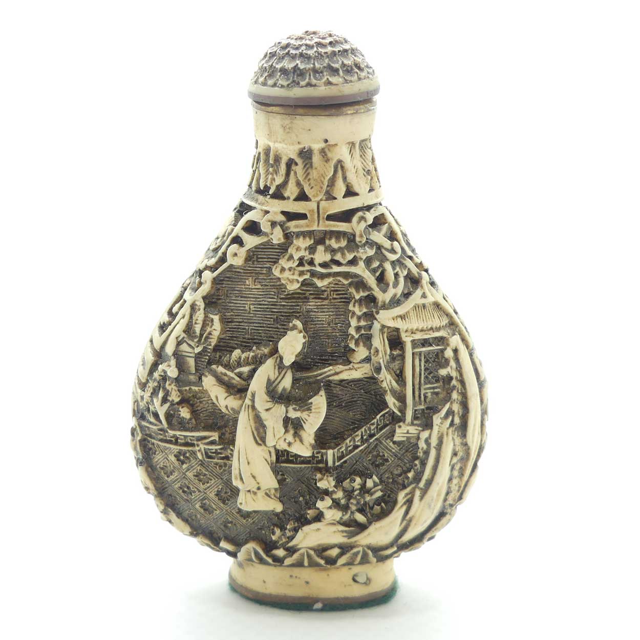 Chinese snuff bottle with stopper | White Cinnabar with Black Tint | Teardrop