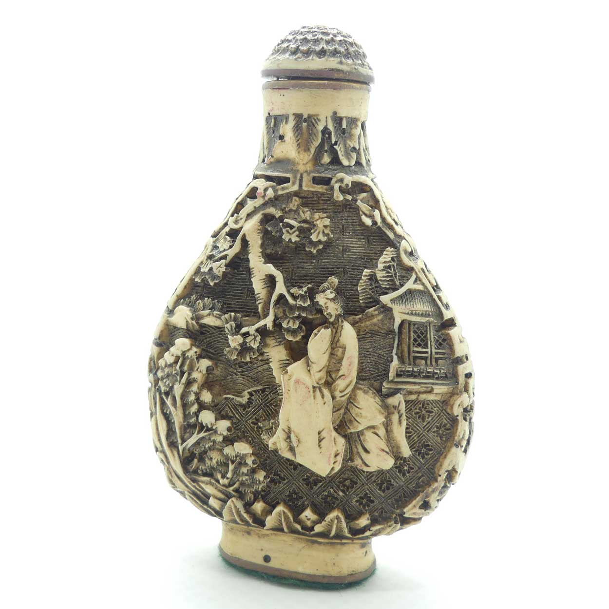 Chinese snuff bottle with stopper | White Cinnabar with Black Tint | Teardrop