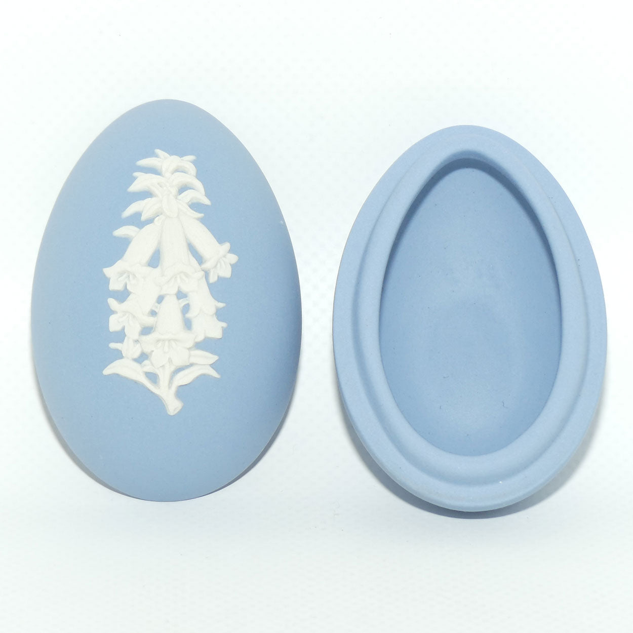 Wedgwood Jasper | Australian Flora | White on Blue | Pink Heath Egg shape trinket box