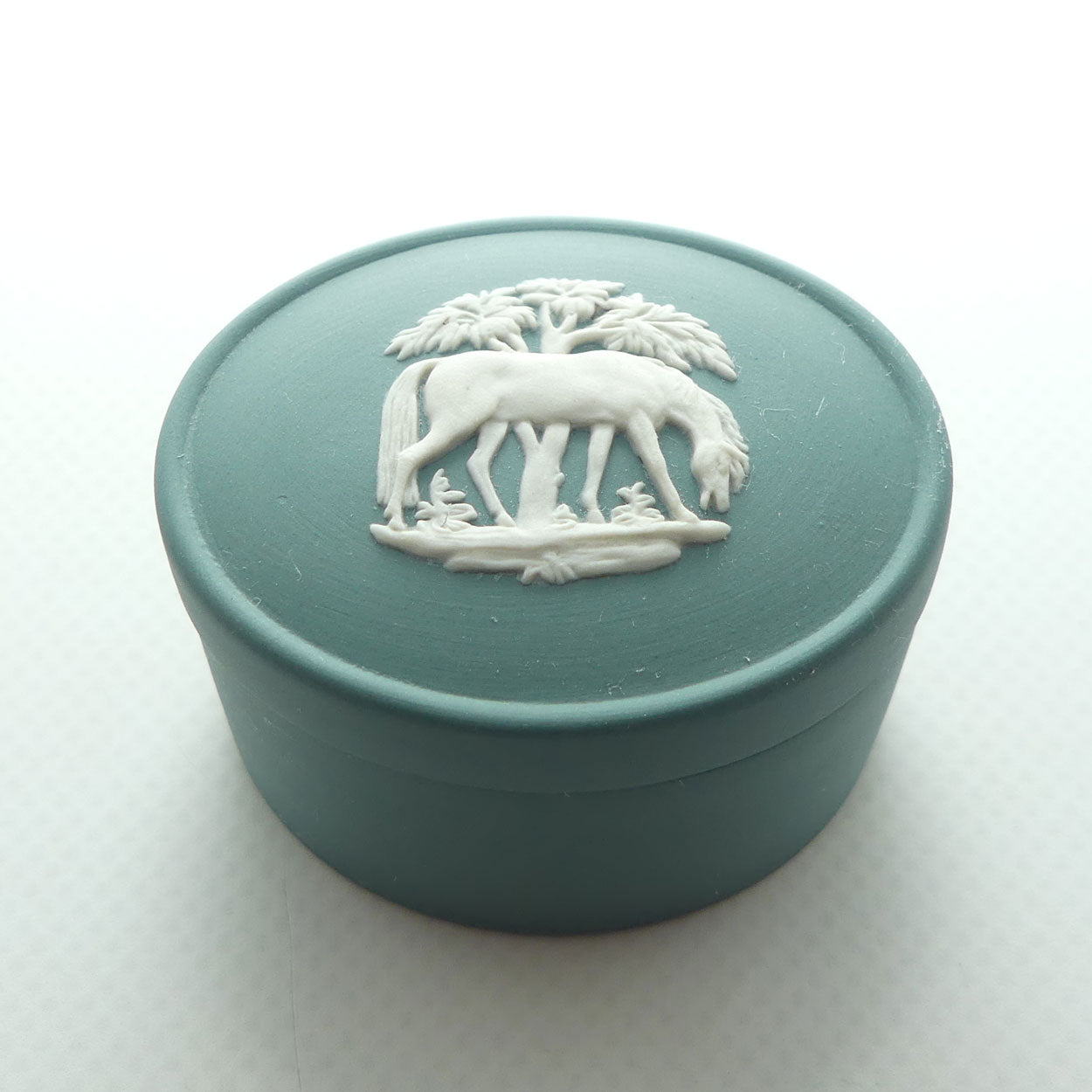 Wedgwood Jasper | White on Spruce | Stubbs Horses trinket box | #3