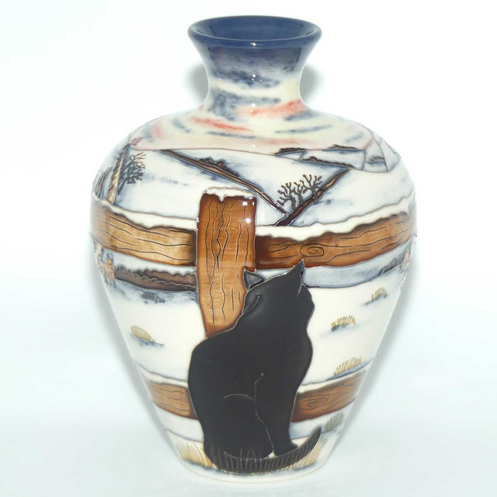 Moorcroft Who Goes There? 03/7 vase | NE 559