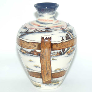 Moorcroft Who Goes There? 03/7 vase | NE 559