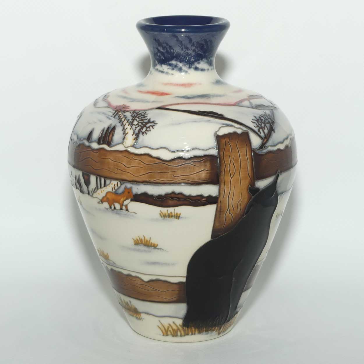 Moorcroft Who Goes There? 03/7 vase | NE 315