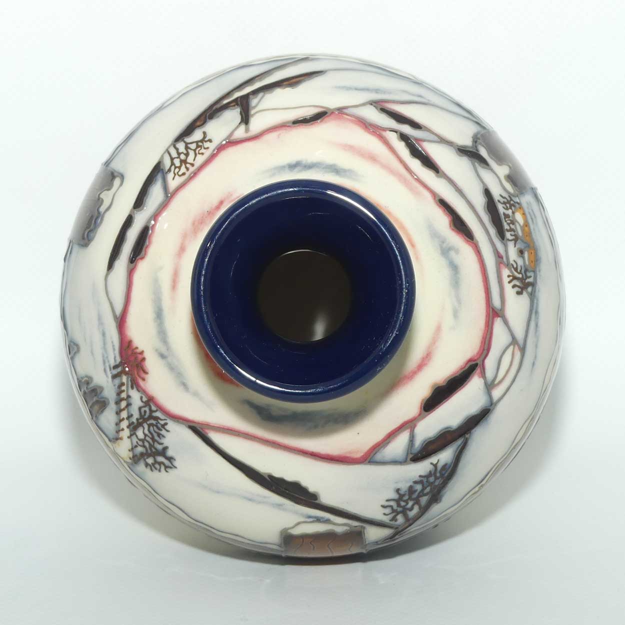 Moorcroft Who Goes There? 03/7 vase | NE 315