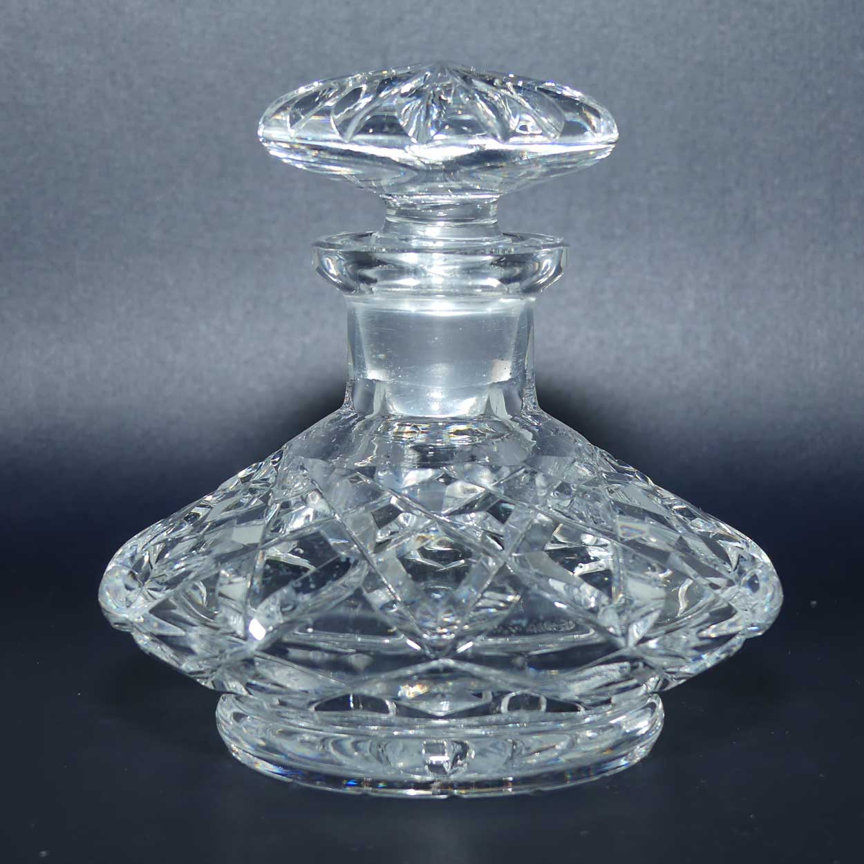 Wide body Diamond Cut crystal Perfume bottle with Mushroom stopper