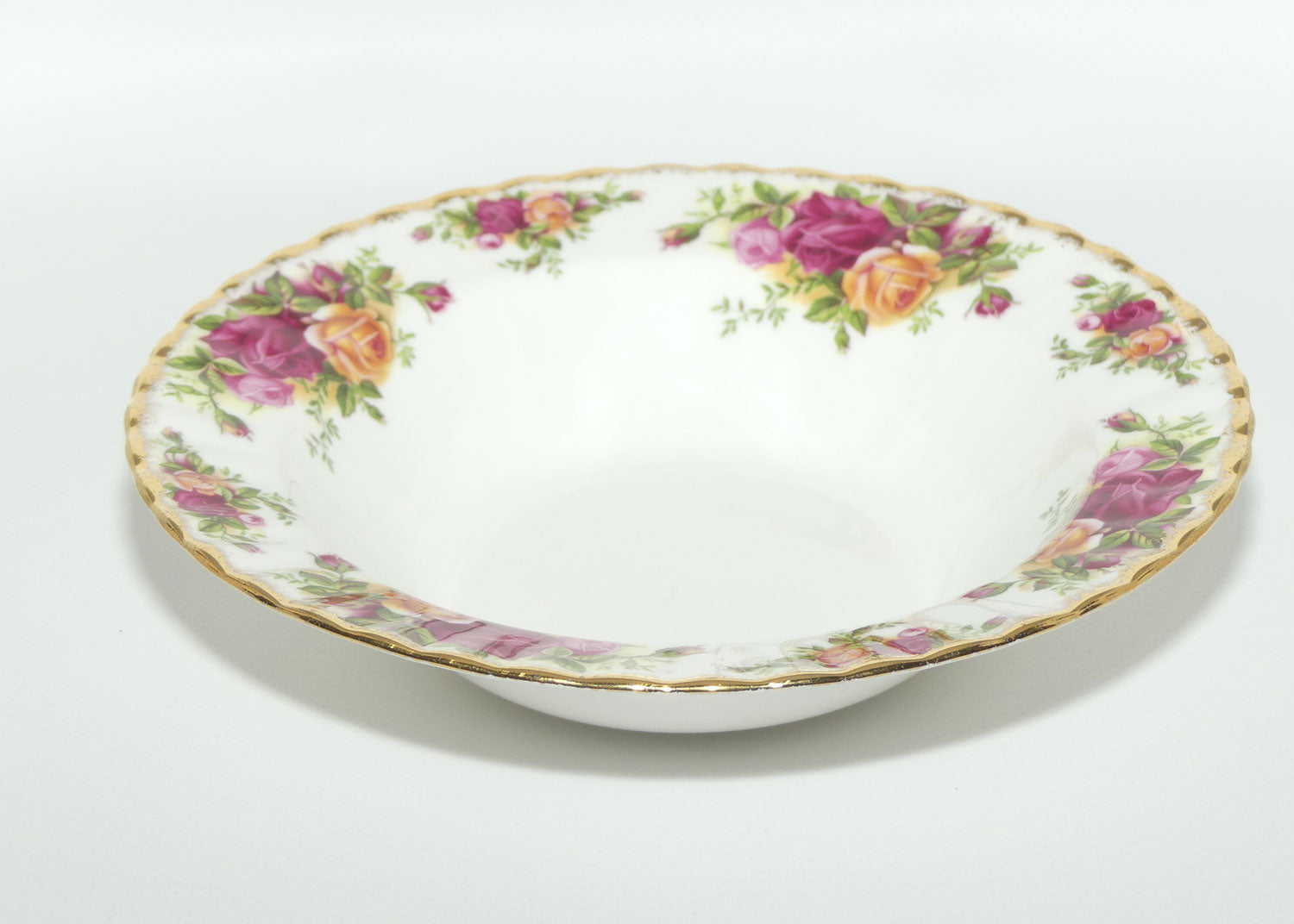 Royal Albert Bone China England Old Country Roses Wide Rim Bowl  | © 1962 Royal Albert Ltd backstamp