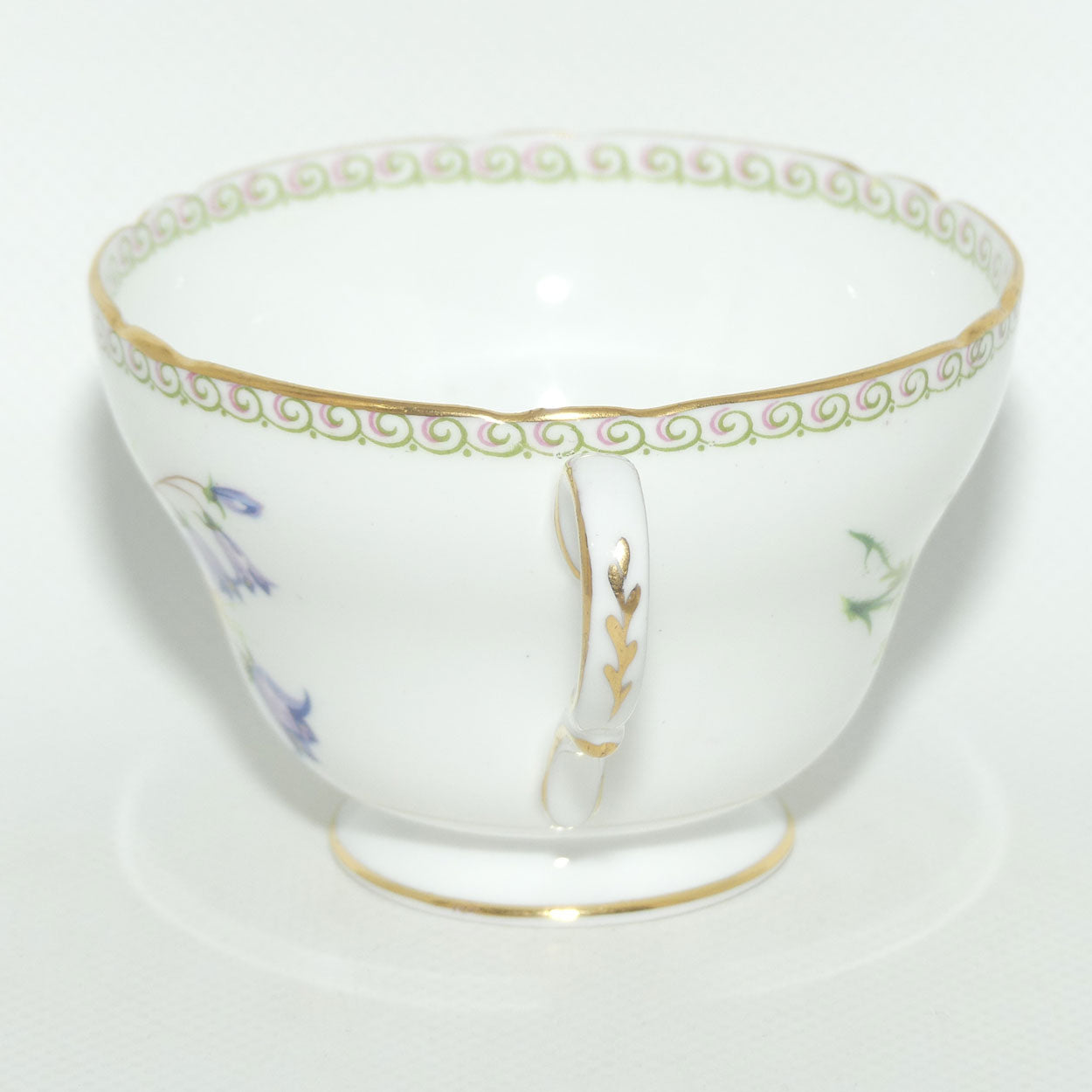 Shelley Henley shape Wildflowers pattern trio | Fancy edge border | Z13686