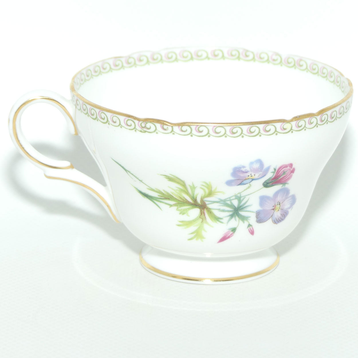 Shelley Henley shape Wildflowers pattern trio | Fancy edge border | Z13686