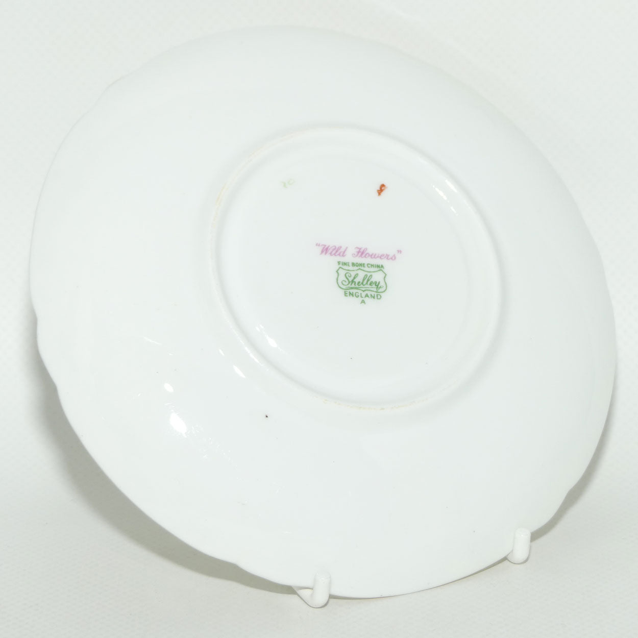 Shelley Henley shape Wildflowers pattern trio | Fancy edge border | Z13686