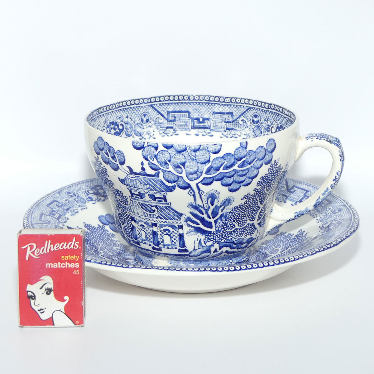 Maling Old Willow pattern Grandfather cup and saucer | Holds 500ml