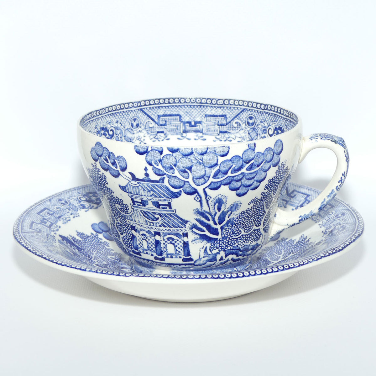Maling Old Willow pattern Grandfather cup and saucer | Holds 500ml