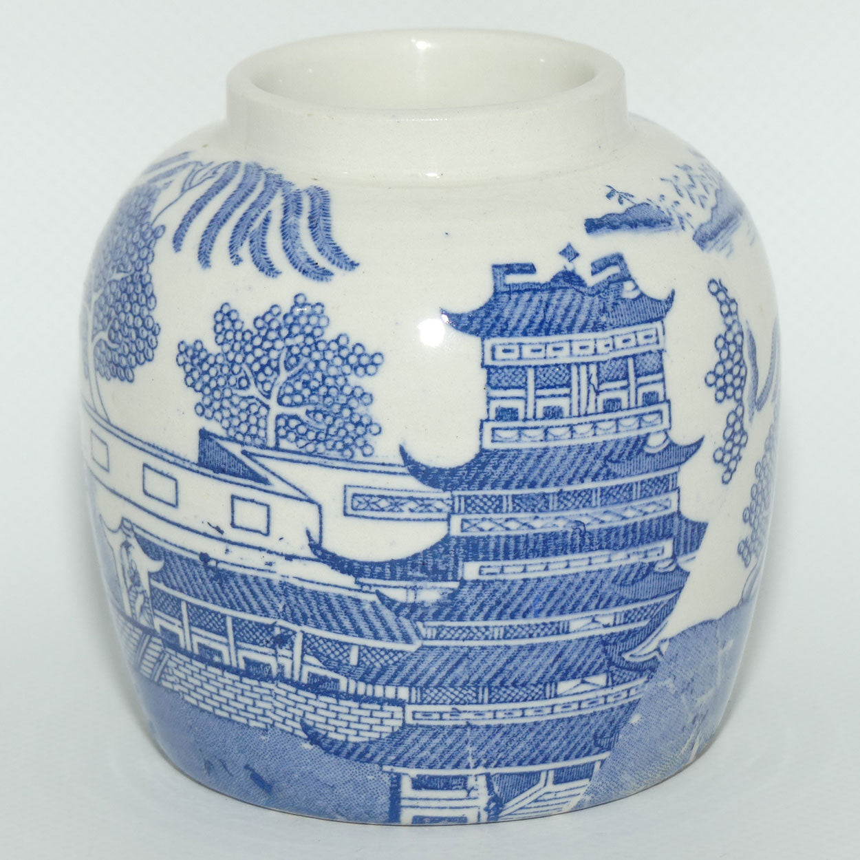 Cetem ware Maling Willow pattern vase