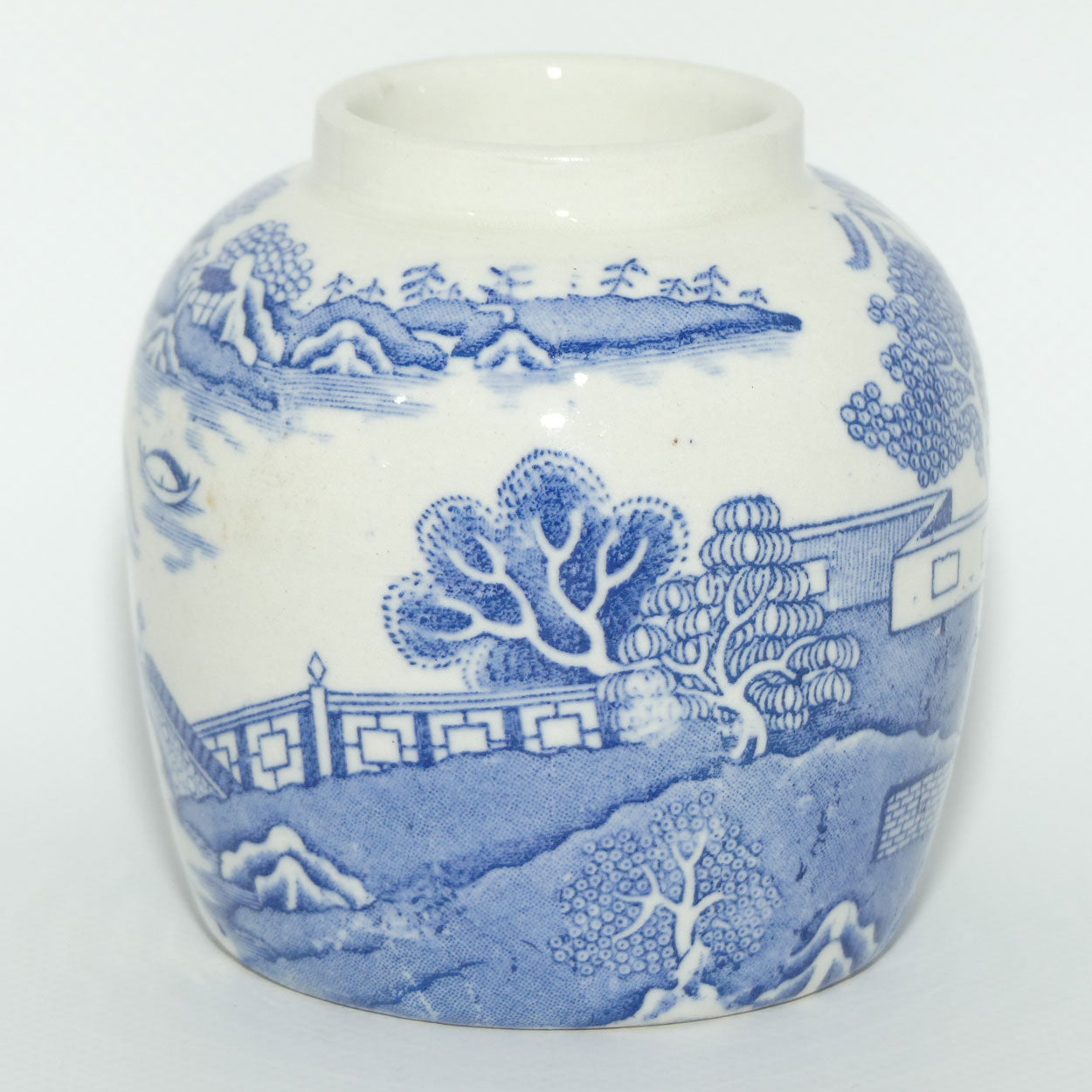 Cetem ware Maling Willow pattern vase