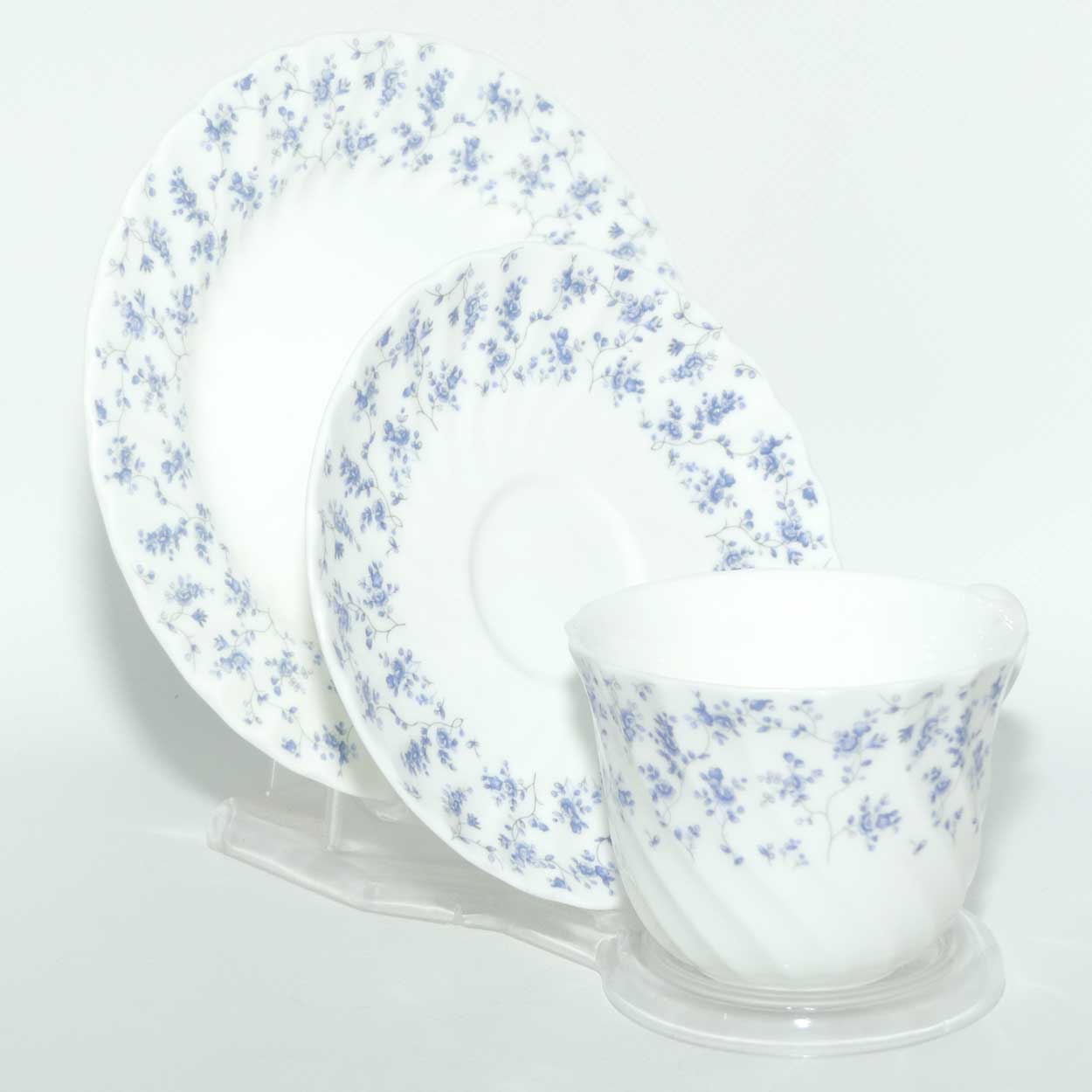 Wedgwood Bone China trio | Windrush pattern