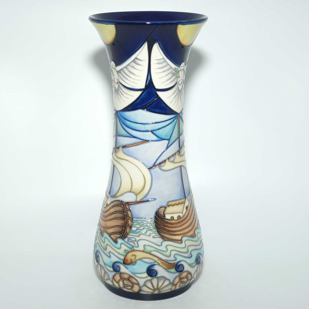 Moorcroft Winds of Change 364/12 vase